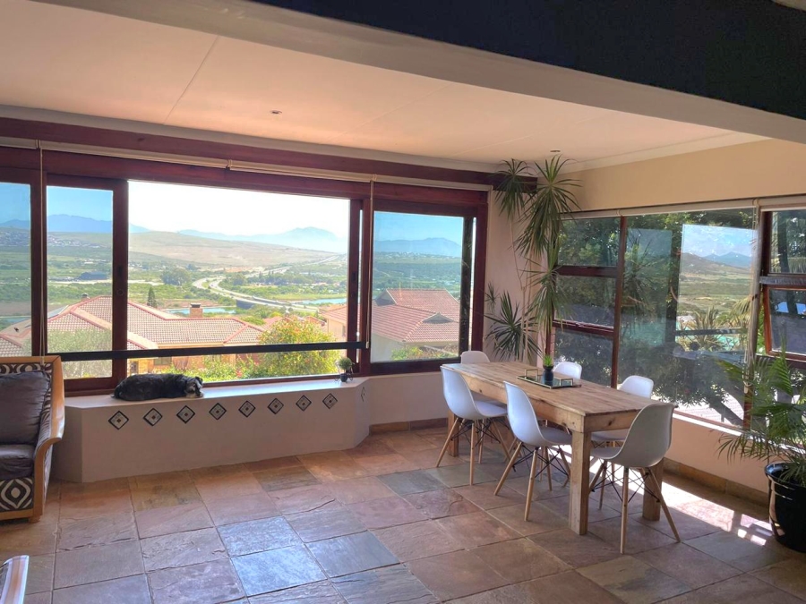 5 Bedroom Property for Sale in Hartenbos Heuwels Western Cape